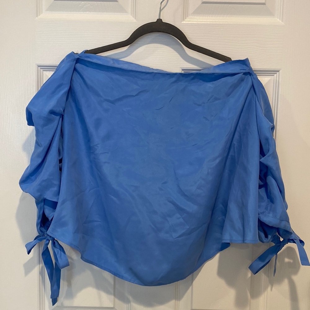 NWT Off the shoulder silk top